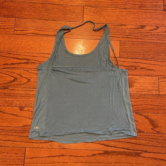 Alo Yoga Breathe Tank Medium - Picture 3 of 5